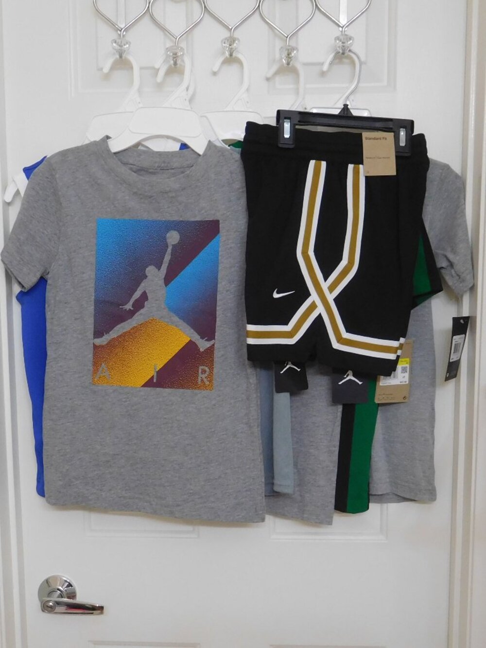 NWT 7pc Jordan Nike Under Armour Shirts & Shorts Bundle sz Small